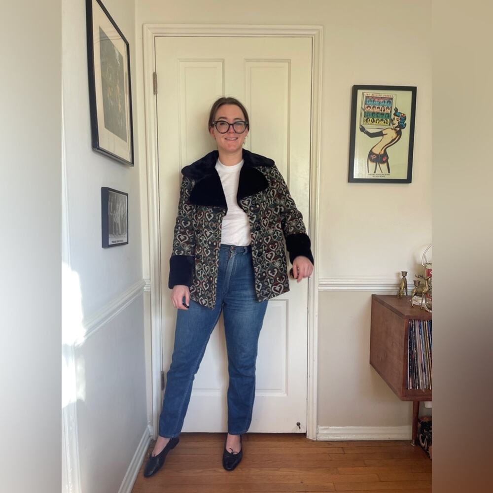 60s Vintage Tapestry Coat with Faux Fur Cuffs and Collar - Picture 5 of 10